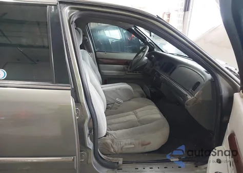 2003 Mercury Grand Marquis Gs из США, поврежденный, VIN 2MEFM74W33X636342